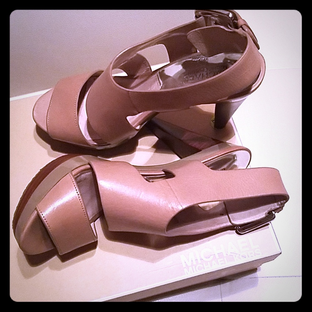 Women Shoe